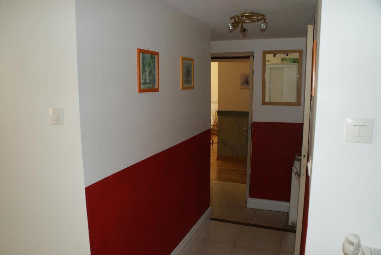 Spacieuse Maison De Village Climatisee Avec Jardin Patio Bessan Bagian luar foto